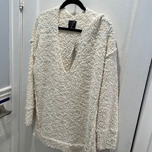 Abercrombie fluffy sweater - size XL. New with tags!